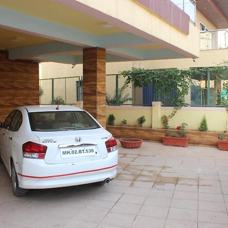 Villa 99 4Bhk Лонавала Экстерьер фото